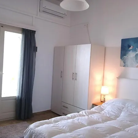 Logaras Seaview Suite Apartment 公寓